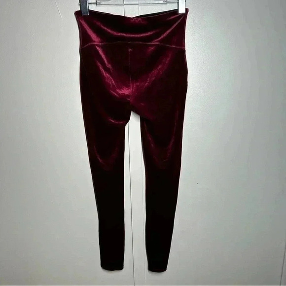 SPANX red velvet leggings size large - Picture 4 of 5